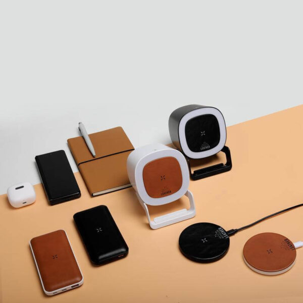 ANZIO - Recycled Leather 15W Wireless Charger - White/Tan - Image 2